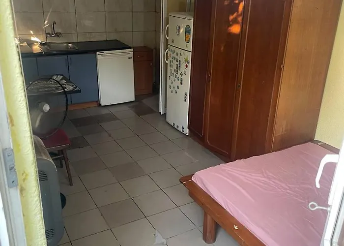 At The Seaside Apartment *